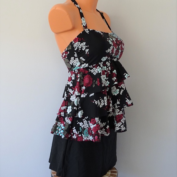 Island Escape 2Pc Floral Print Ruffled Tankini Set - Picture 3 of 4